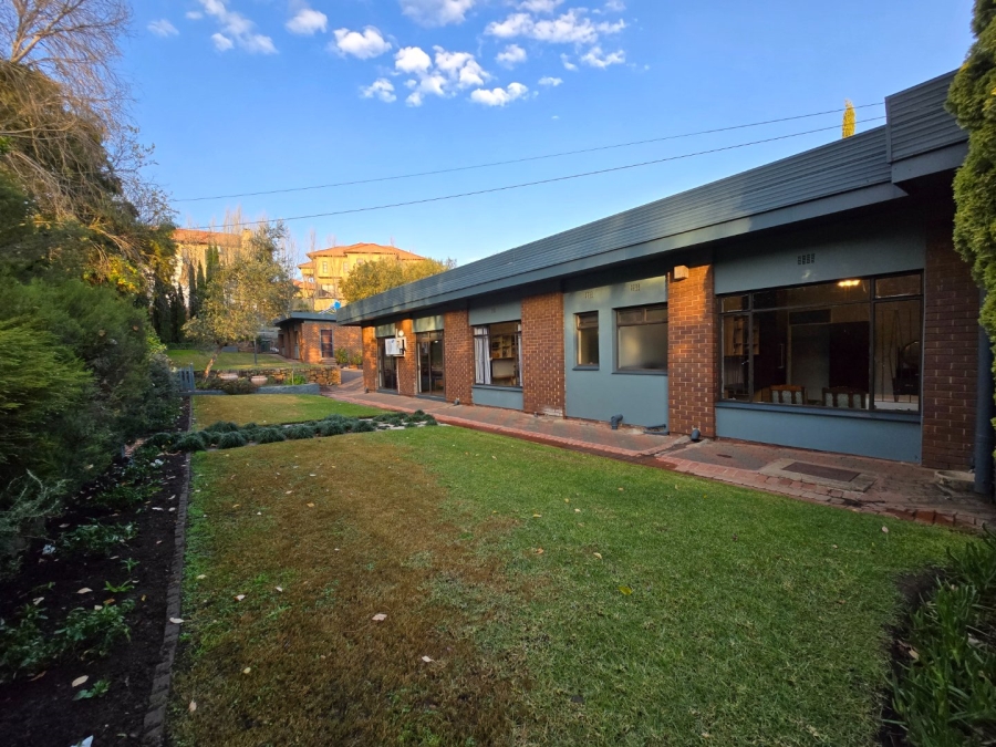 5 Bedroom Property for Sale in Dan Pienaar Free State